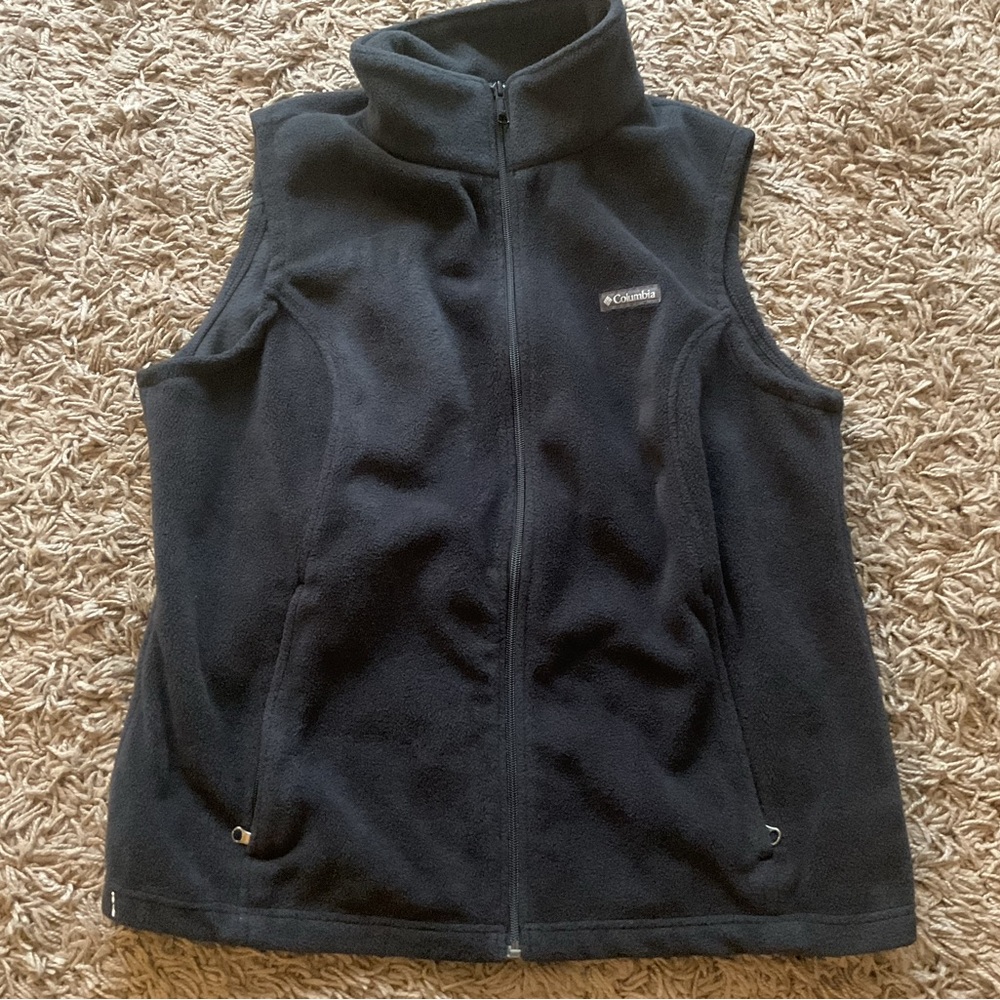 Women’s Columbia Midnight Black Fleece Vest Sz 1X (plus) great condition